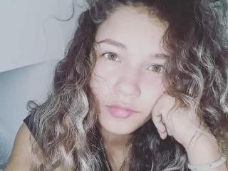 Sharontsexy - Chat sex with this latin american Sexy babes 