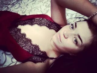 HaileyMilady - Chat live sex with this European Hot babe 