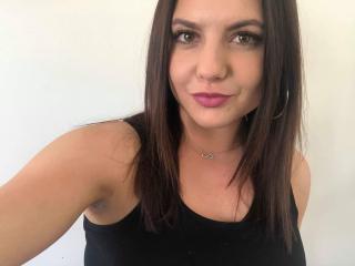 NicoleBrunet - Chat cam x with a European Girl 