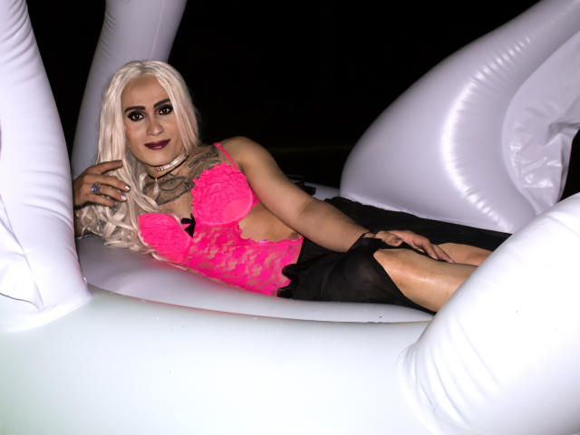 HillaryBeach - Live porno og sexkamera - 6370990