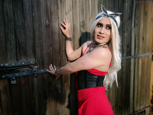 HillaryBeach - Live porno og sexkamera - 6371030