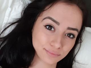 LaraNatlie - Webcam live porn with a thin constitution Sexy girl 