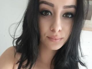 LaraNatlie - Live chat porn with this gaunt Young lady 