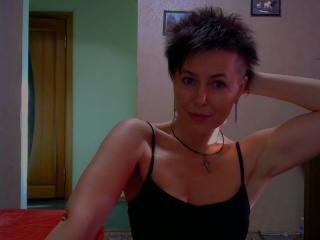 EllenHot69 - chat online exciting with a amber hair Sexy lady 