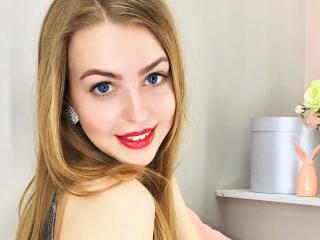 FallenAngelK - Webcam exciting with this being from Europe Girl 