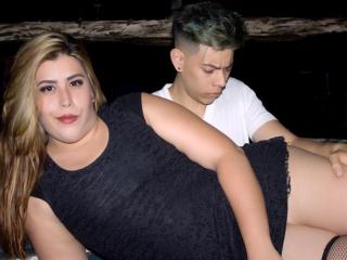 DahianaXJames - Chat cam porn with this shaved pubis Female and male couple 