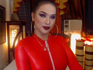 HugeCockCarla - online show sex with a dark hair Transsexual 