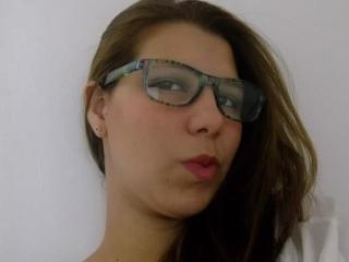 Chanellsweet - Webcam hot with this latin Gorgeous lady 