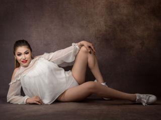 LigiaBella - Live chat x with this russet hair Sexy girl 