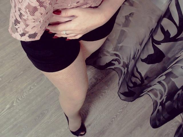 TashaVaoli - online show xXx with a large chested Attractive woman 