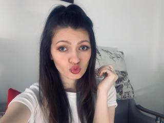 BlossomPussy - Chat live sex with this being from Europe Hard young lady 