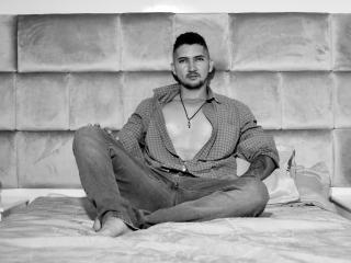 ArnoldFuller - Live chat x with this latin american Horny gay lads 