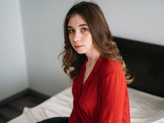 IlayaFlower - Cam porn with a cocoa like hair Young and sexy lady 