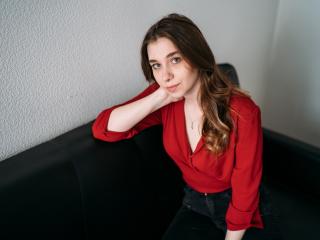 IlayaFlower - online show sexy with this White Girl 