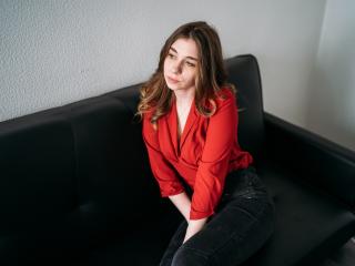 IlayaFlower - Live chat hard with a European Hot babe 