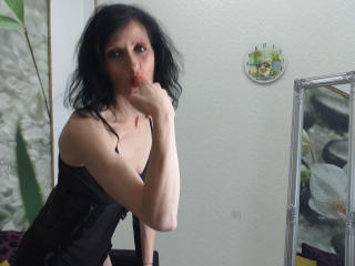 ZenaidaIce - Video chat x with a Horny lady 