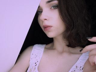 SabinaMiller - chat online sexy with this chestnut hair Hot babe 