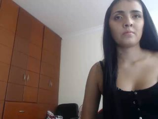 SofiaSweetieX - Cam x with this regular body Hot babe 