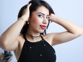 KateJonas - Live cam porn with this latin Young lady 
