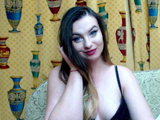 AmazingSheylla - Show live exciting with a shaved vagina Young and sexy lady 