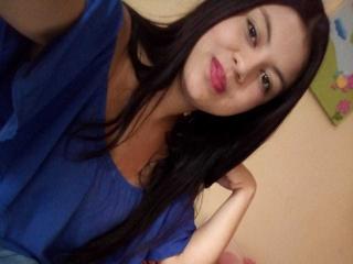 AdeleSexyOne - Show hard with this 18+ teen woman 