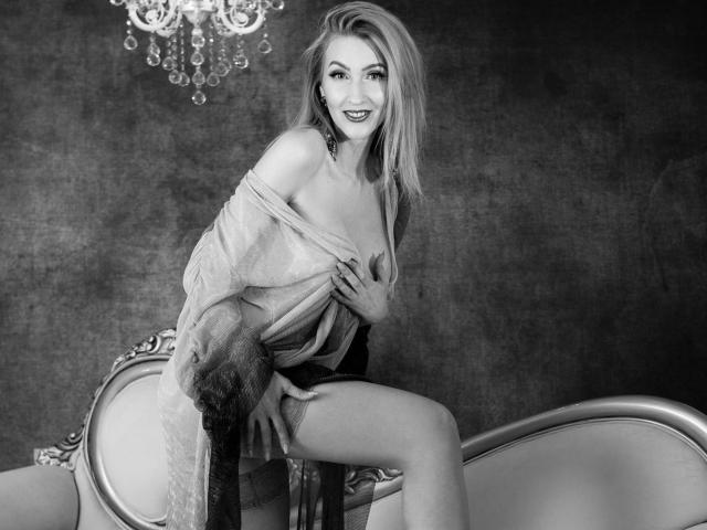 LadyLea - Live sex cam - 6534722
