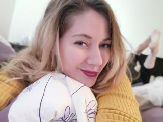 BlondeLacy - Live hot with a platinum hair Sexy girl 
