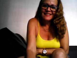 EuTeDomino - Web cam en direct avec une Femme mature sur la plateforme Mature cam 