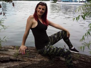 WendyWestW - Live sexy avec cette Merveilleuse maîtresse bien roulée à la chevelure rousse  