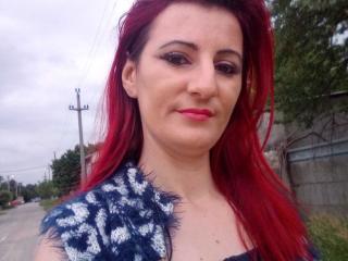 WendyWestW - Show live xXx with a small hooter Young lady 