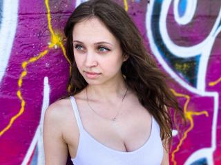 SweetMiaS - Web cam nude with a shaved intimate parts Young lady 
