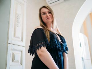 JudiBeauty - Chat live nude with this redhead Young lady 