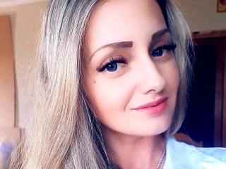 MarlaSinger - Chat x with a shaved sexual organ 18+ teen woman 
