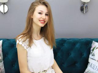 AlanaWise - Live sex with this auburn hair Hot chicks 