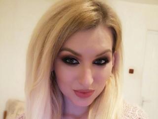 AleenaBlick - Webcam hot with this athletic body 18+ teen woman 