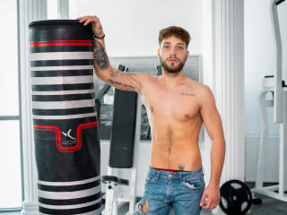 LukasBurns - Live porn &amp; sex cam - 6581298