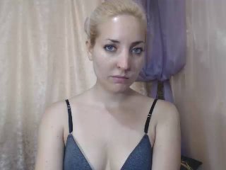 MarySunny - Webcam live sexy with a standard body 18+ teen woman 