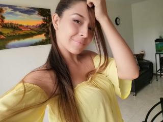 LovelyDayana - chat online sex with this latin College hotties 