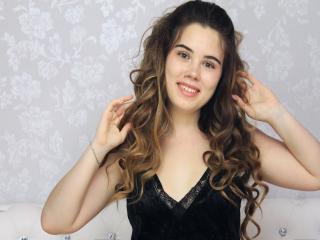 AbbyBi - Show live sexy with this shaved private part Young lady 