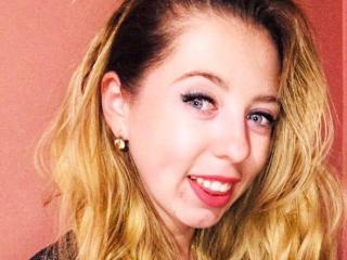 LavenderLilly - chat online x with a White Sexy babes 