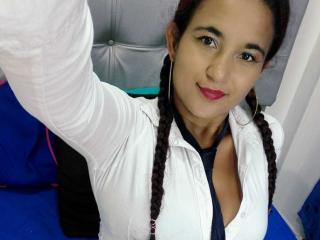 IsabelleX69 - online chat sexy with a black hair 18+ teen woman 