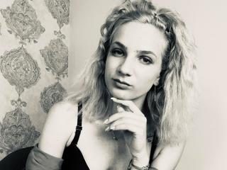 Harleqeen69 - chat online hard with this Hot chicks 