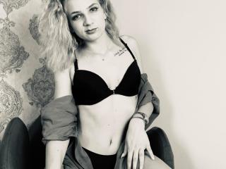 Harleqeen69 - online show sexy with a 18+ teen woman 