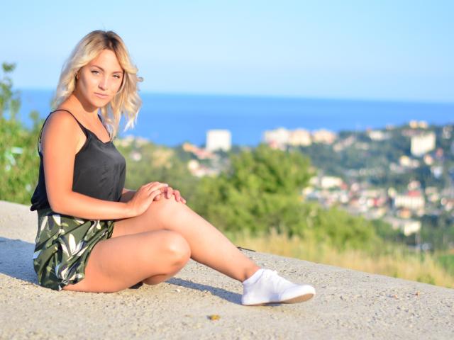 DaenerysF - Show live exciting with this being from Europe Sexy girl 