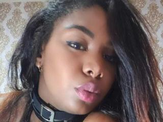 Scarlee - Webcam live exciting with this brunet Young and sexy lady 