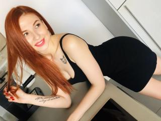 AmberAnette - Chat live porn with a White Hot chicks 