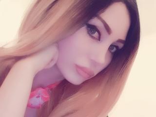 Samirra69 - Web cam hot avec cette Incroyable maîtresse très sexy sur le service Xlove 