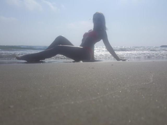 LaraCalie - Live Sex Cam - 6685387
