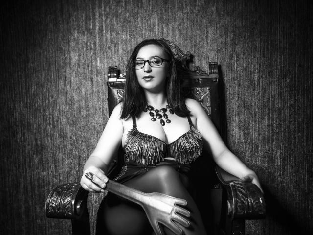 MayaDominatriX - Sexe cam en vivo - 6691052