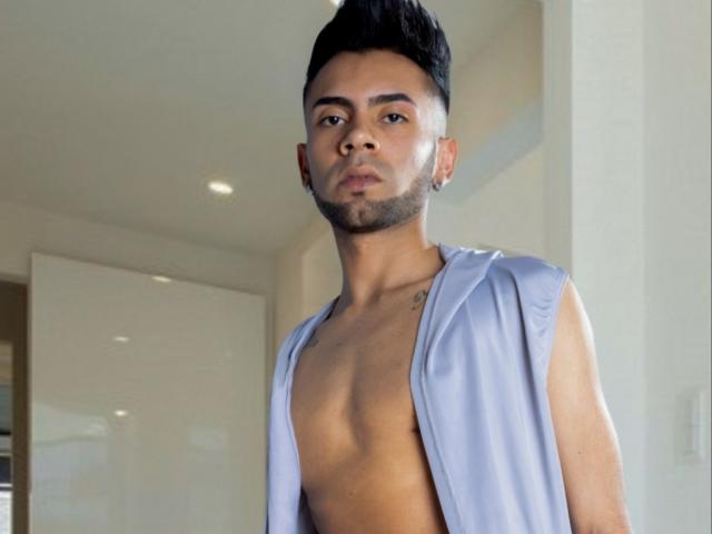 Cockmonster69 - Sexe cam en vivo - 6713492